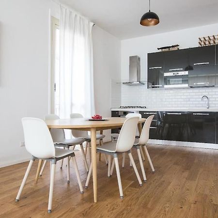 רומא My Trastevere Three Bedroom View Apartment -Top Collection מראה חיצוני תמונה
